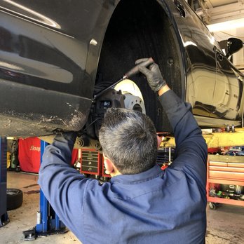 Pinky's Automotive - Standard brake jobs, quick and easy - Auto Repair Near Me - Los Angeles, California Pinky's Automotive - Standard brake jobs, quick and easy - Auto Repair Near Me - Los Angeles, California