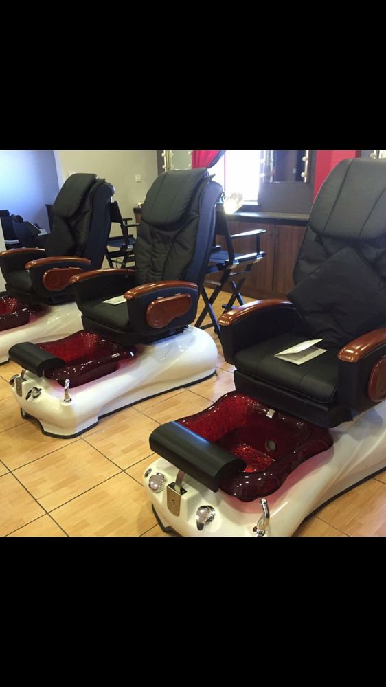 PLUSH BEAUTY SALON Updated September 2024 Father Russell Road