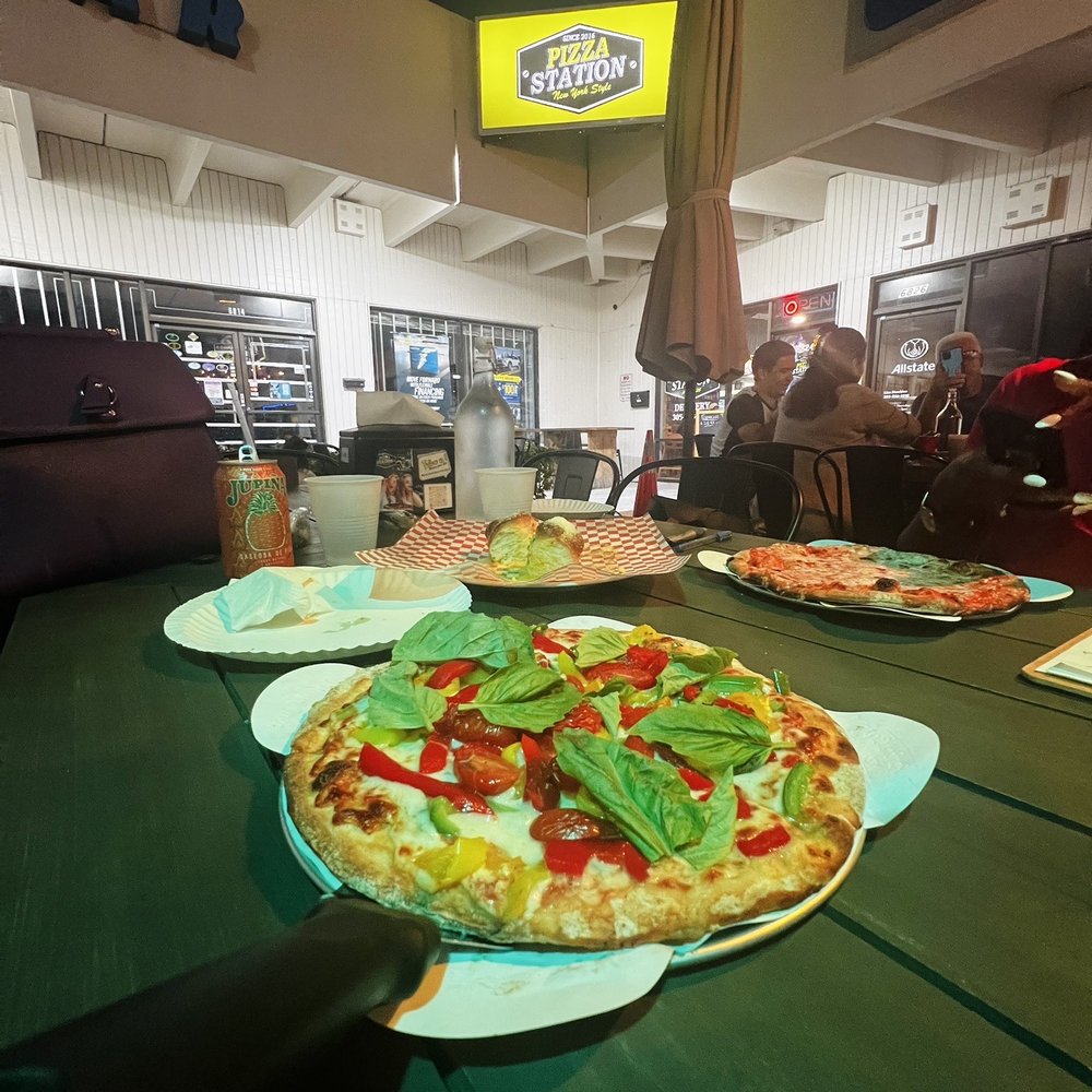 Pizza Station 826 - Pizza Station 826 - Pizza Near Me - Hialeah, Florida Pizza Station 826 - Pizza Station 826 - Pizza Near Me - Hialeah, Florida