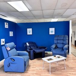 Phoenix Home Medical Supply - Lift chairs