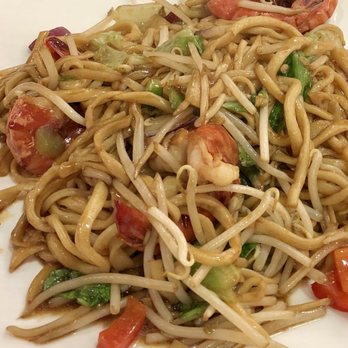 Festival des Pâtes - Stirfried noodles with shrimp. - Chinese Near Me - Paris, 75