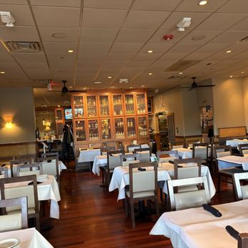 Bonefish Grill - Room layout - Seafood Near Me - E. Brunswick, New Jersey