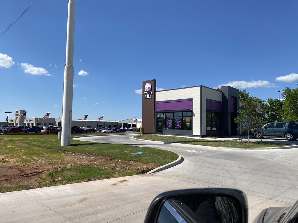TACO BELL CLOSED 13 Reviews 2609 W. Grant Avenue, Pauls Valley