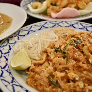 Pineapple Thai - pad thai & calamari - Thai Near Me - Cupertino, California Pineapple Thai - pad thai & calamari - Thai Near Me - Cupertino, California