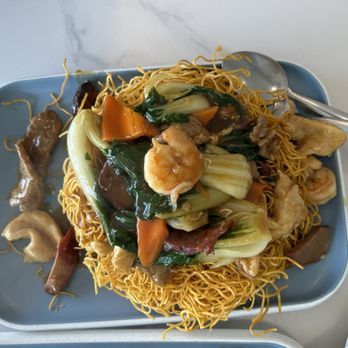 Garden Cafe - Combo Pan-Fried Noodle - Hong Kong Style Cafe Near Me - Castro Valley, California Garden Cafe - Combo Pan-Fried Noodle - Hong Kong Style Cafe Near Me - Castro Valley, California
