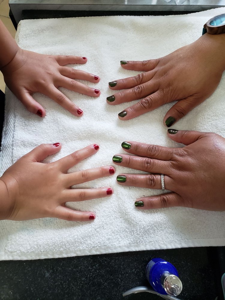 Teresa Nails & Skin Care Logo