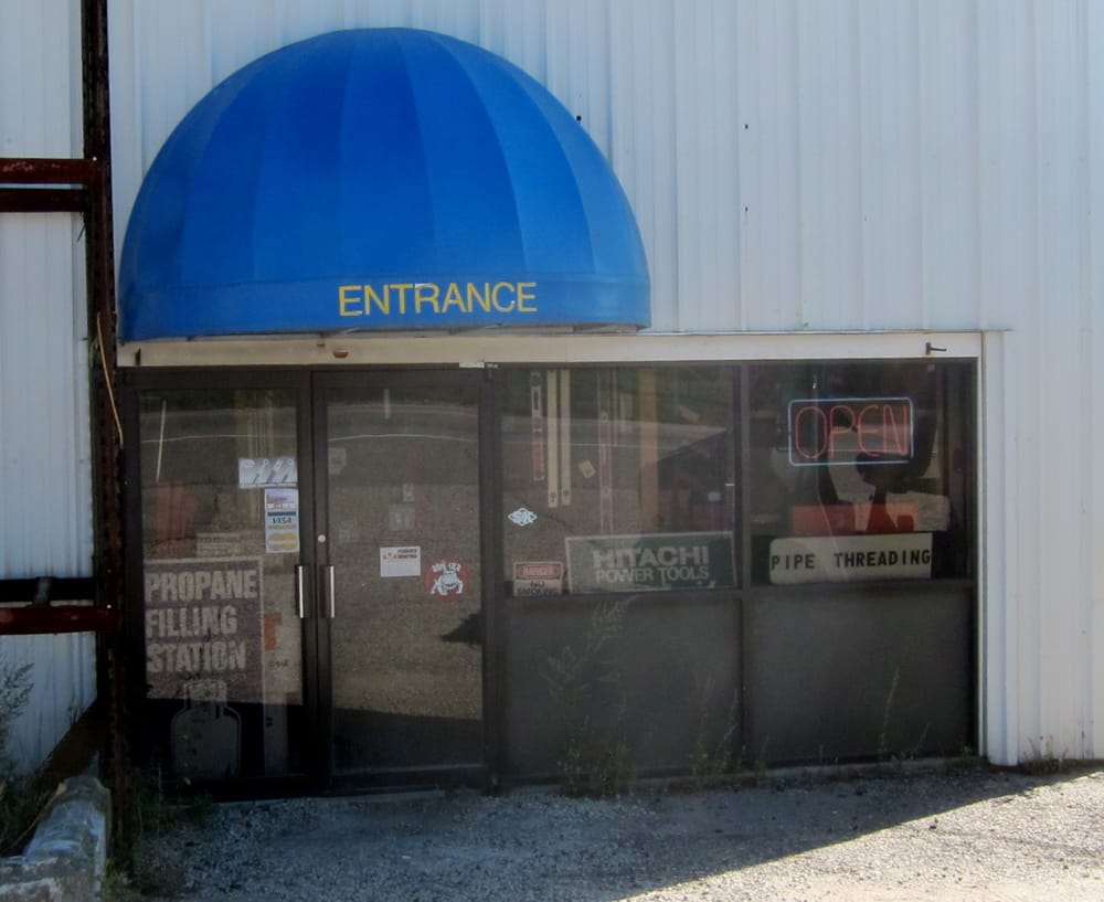 INDUSTRIAL HARDWARE Updated September 2024 585 Elm St, Biddeford