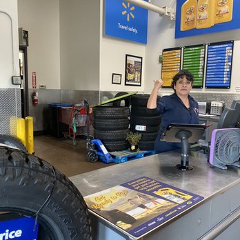 Walmart Supercenter - Department Stores Near Me - San Jacinto, California