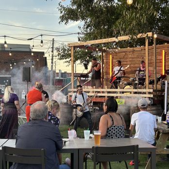 The Bellows - Barbeque Near Me - Gardner, Kansas