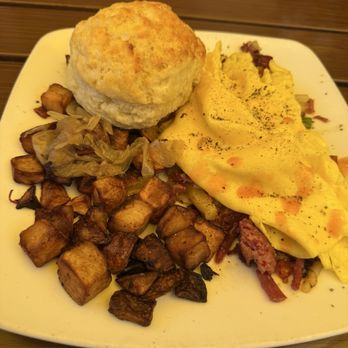 Berry Fresh Cafe - O.M.G. Corned Beef Hash - Breakfast & Brunch Near Me - Palm Beach Gardens, Florida