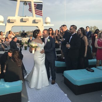 New York Cruises - Top Deck Ceremony - Boat Charters Near Me - Brooklyn, New York