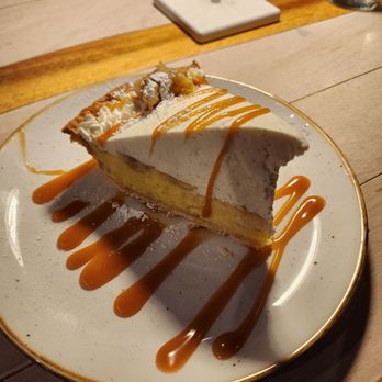 Monkeypod Kitchen - Banana Cream Pie - Hawaiian Near Me - Kapolei, Hawaii