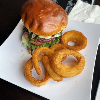 Chug A Lug - Spicy burgers wirh onion rings - Sports Bars Near Me - Glenwood, Illinois Chug A Lug - Spicy burgers wirh onion rings - Sports Bars Near Me - Glenwood, Illinois