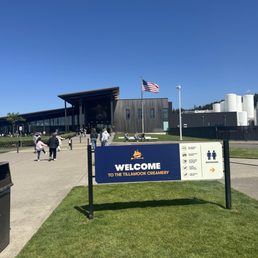 Welcome sign (exterior) Welcome sign (exterior)