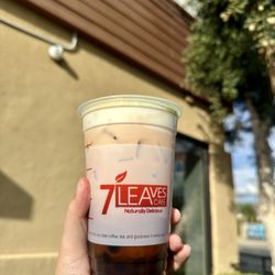 7 Leaves Cafe - Thai tea, honey, Boba sea cream