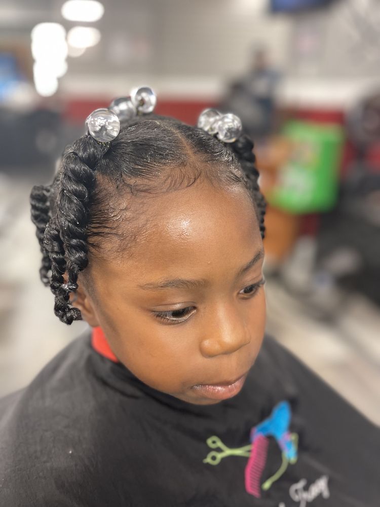 Hair By Tracy Logo