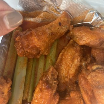 NYPD Pizza - Hair wrapped around wings!! Vomit! - Italian Near Me - Avondale, Arizona NYPD Pizza - Hair wrapped around wings!! Vomit! - Italian Near Me - Avondale, Arizona