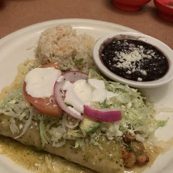 Mi Tierra - Enchiladas verde - Mexican Near Me - Monroe, Washington Mi Tierra - Enchiladas verde - Mexican Near Me - Monroe, Washington