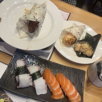 Cavi Sushi - Sushi Bars Near Me - Glendale, California
