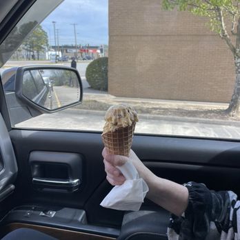 Braum's Ice Cream - Ice Cream & Frozen Yogurt Near Me - Fort Smith, Arkansas Braum's Ice Cream - Ice Cream & Frozen Yogurt Near Me - Fort Smith, Arkansas