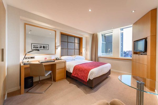 Royal Garden Hotel by null