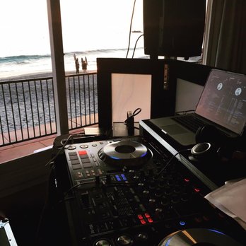 Lyons DJ Service - DJs Near Me Lyons DJ Service - DJs Near Me