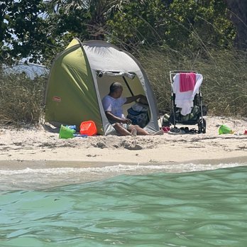 Anna Maria Island Beach - Closeness of beach to tent area and parking behind tent and grass literally 1 minute walk to car ... this beach convenience is SUPERB - Beaches Near Me - Bradenton Beach, Florida Anna Maria Island Beach - Closeness of beach to tent area and parking behind tent and grass literally 1 minute walk to car ... this beach convenience is SUPERB - Beaches Near Me - Bradenton Beach, Florida