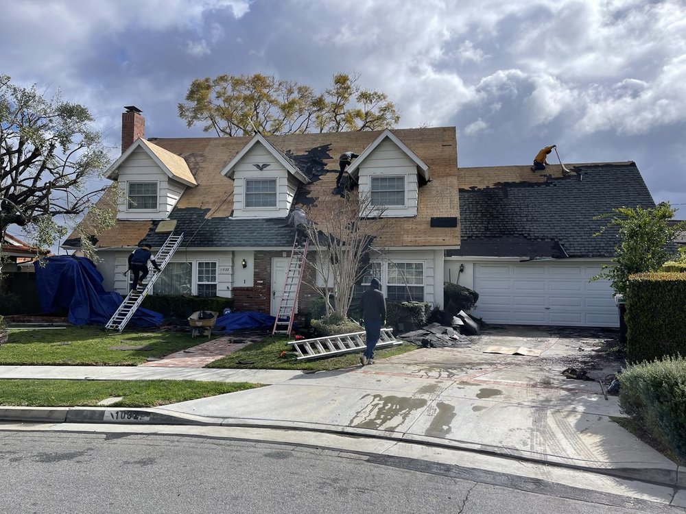 Slide of Tru Roofing