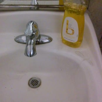 CVS Pharmacy - Didh soap in the bathroom because I guess they're conserving hand soap??? - Drugstores Near Me - SANTA MONICA, California