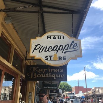 Maui Pineapple Store - Store front sign - Accessories Near Me - Lahaina, Hawaii