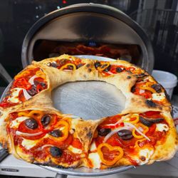 Coba Pizzeria - Coba Sig Pepperoni & veggies