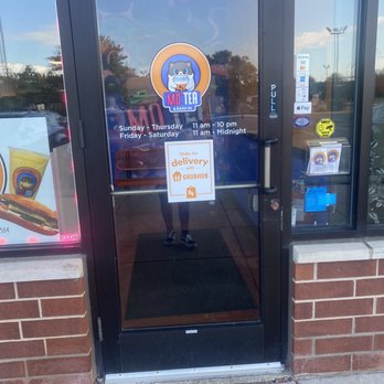 Mo'Tea & Banh Mi - Sandwiches Near Me - Naperville, Illinois