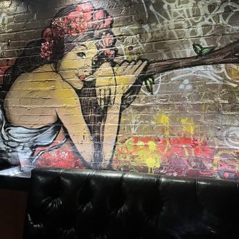 Cellar 335 - Wall decor - Cocktail Bars Near Me - Jersey City, New Jersey
