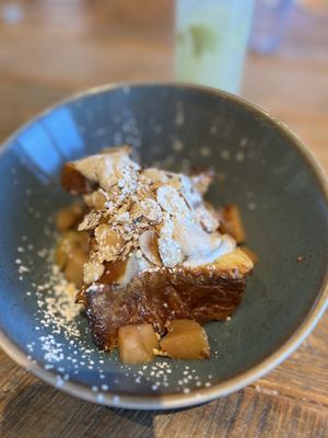 Croissante by null