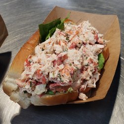 Delices De La Mer (Les) - Lobster Bun @ $18.50 (tax included)