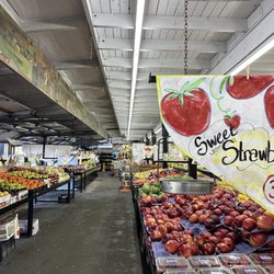 Yakima Fruit Market & Nursery