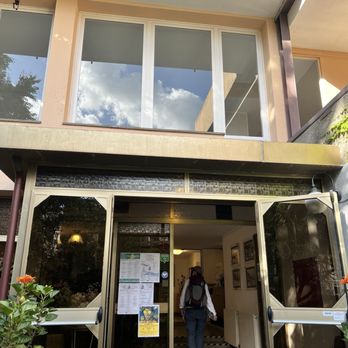 Albergo La Colonnina - Hotels & Travel Near Me - Monterosso Al Mare, SP