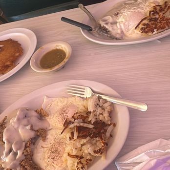 Moongate Cafe - Steak fingers and country fried steak. - American Near Me - Las Cruces, New Mexico