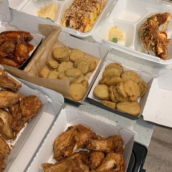 Buffalo Wild Wings - Football Sunday spread - American Near Me - Wichita, Kansas Buffalo Wild Wings - Football Sunday spread - American Near Me - Wichita, Kansas