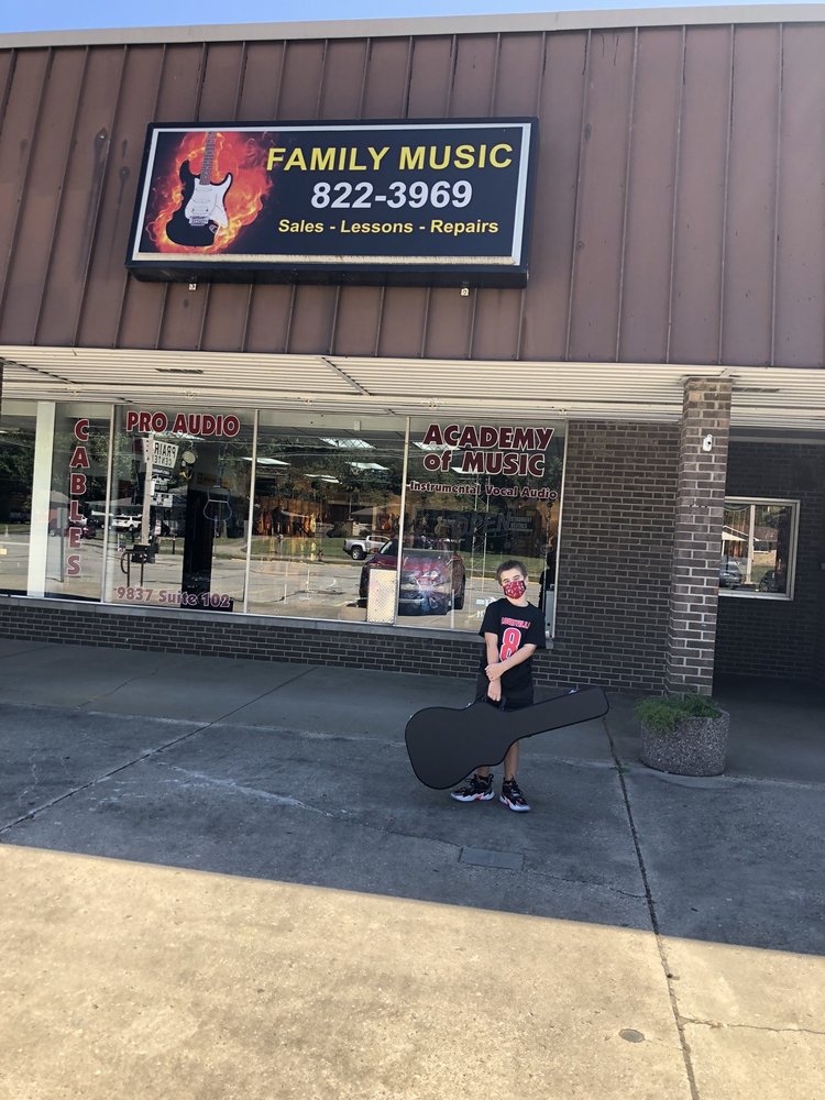 FAMILY MUSIC Updated September 2024 9837 3rd St Rd, Louisville