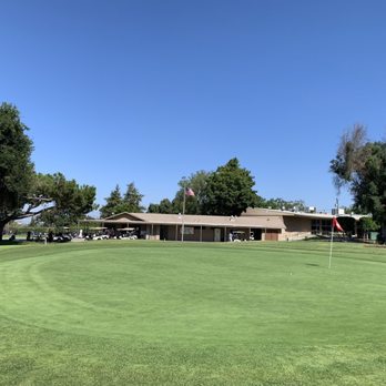 Chester Washington Golf Course - Near the clubhouse - Golf Near Me - Los Angeles, California