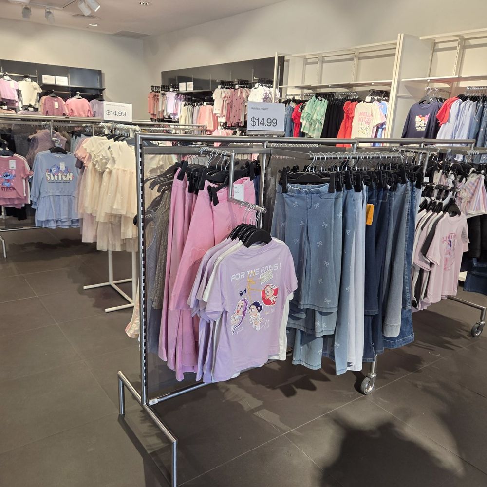 H&M - Girls clothing - Women's Clothing Near Me - Orange, California