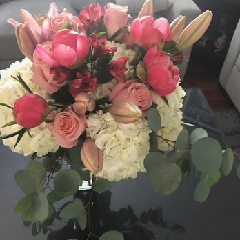 Flowers by Laurel - Florists Near Me - Redondo Beach, California