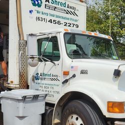 Lindenhurst Memorial Library - 9.9.23 ~ Shred Day :)