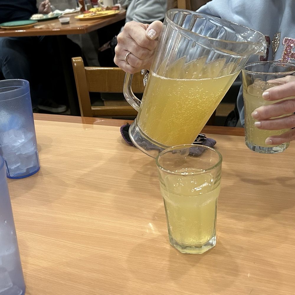 Texas Sunrise - pineapple mimosa pitcher - Breakfast & Brunch Near Me - Fredericksburg, Texas Texas Sunrise - pineapple mimosa pitcher - Breakfast & Brunch Near Me - Fredericksburg, Texas