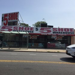 $5 Shoe Warehouse - A VERY small numbers of shoes are for $5