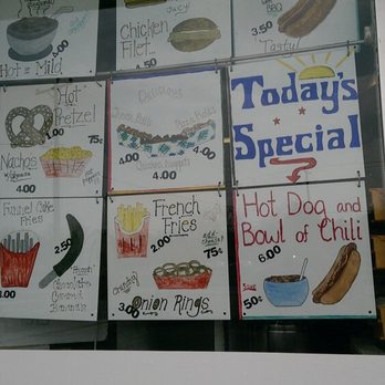 Lee's Dairy Treat - Ice Cream & Frozen Yogurt Near Me - Brookfield, Wisconsin