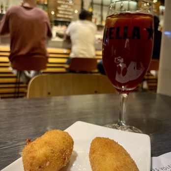 Cerveseria Catalana - Croquet - Spanish Near Me - Barcelona, B Cerveseria Catalana - Croquet - Spanish Near Me - Barcelona, B