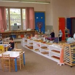 Guelph Montessori School - Photo