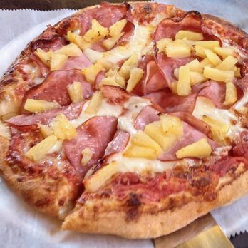 Domenico's Italian Kitchen - personal Hawaiian - Italian Near Me - Beaumont, California
